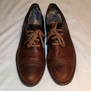 MENS UGG SIZE 13 BROWN LEATHER SHOES
